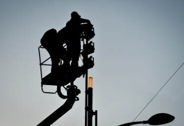 城市路燈的守護者